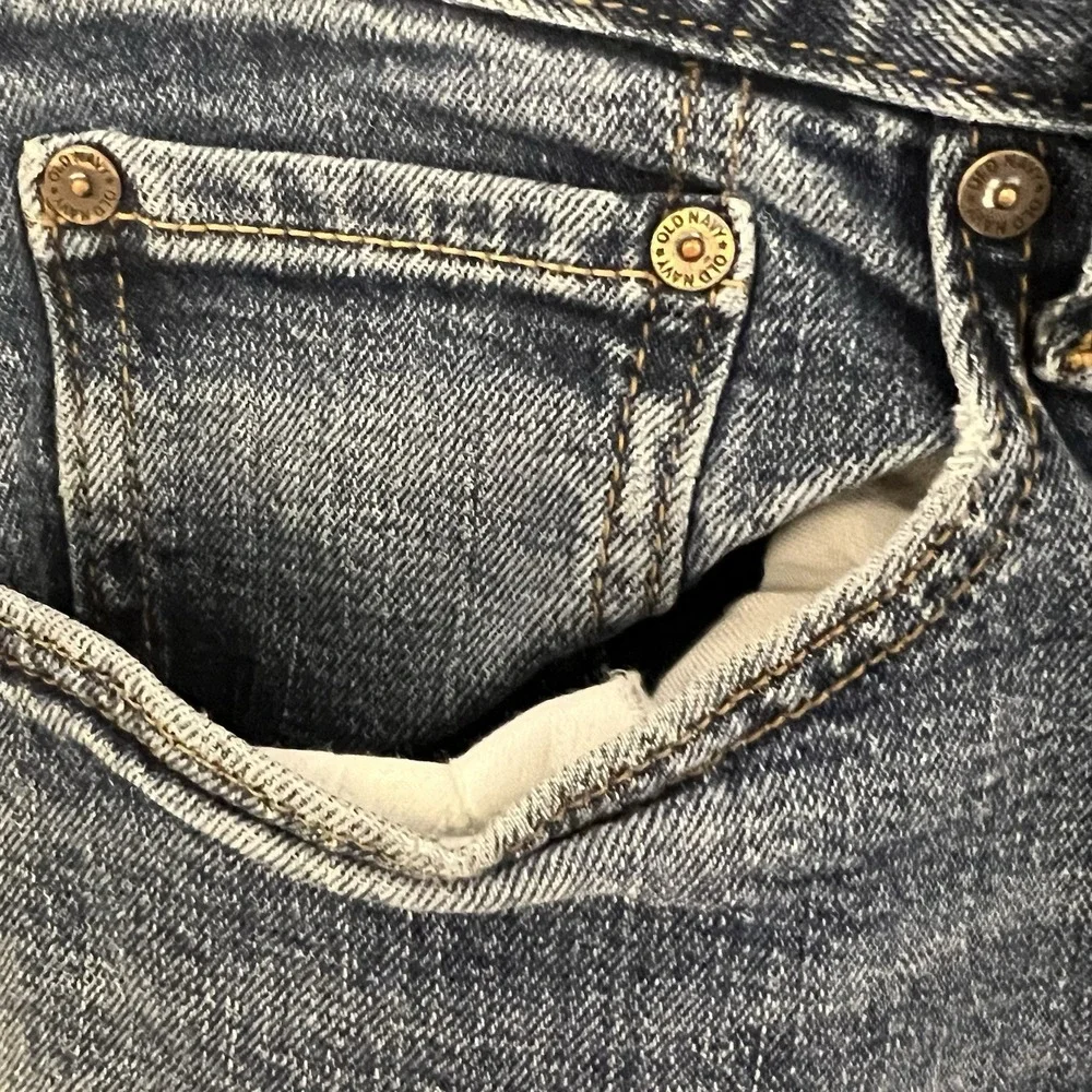 OLD NAVY Men's Distressed Blue Jeans Denim Straight Leg Size 32X32